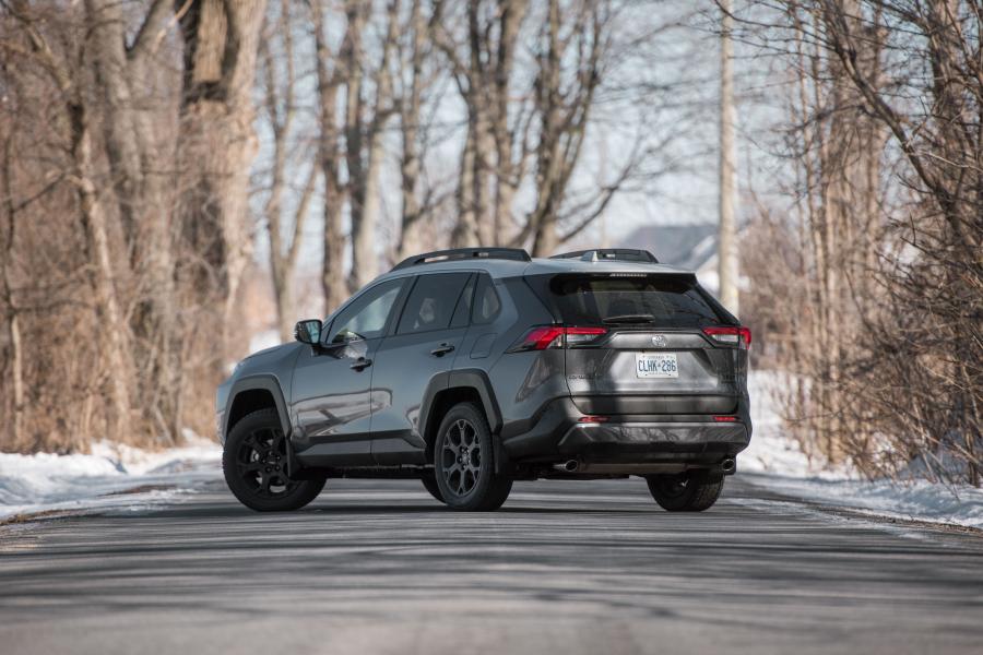  Toyota RAV4 TRD Off Road 2019 года  (NA) (фото 19 из 40)